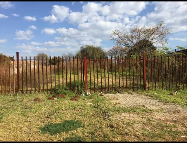 LAND FOR SALE IN ENNERDALE EXT 1